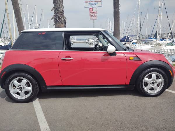 2009 Mini Cooper, Automatic, fully loaded only 118k miles - cars & for sale in Long Beach, CA – photo 4
