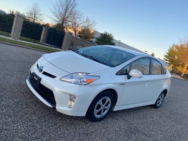 2014 Toyota Prius with Leather - cars & trucks - by owner - vehicle... for sale in Riverton, NJ