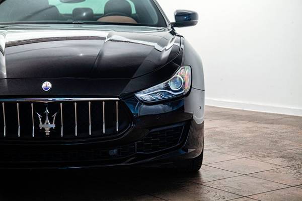 2018 Maserati Ghibli - - by dealer - vehicle for sale in Addison, OK – photo 17