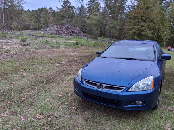 06Honda accord coupe - cars & trucks - by owner - vehicle automotive... for sale in Shreveport, LA – photo 3