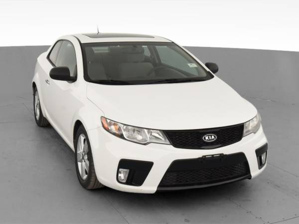 2011 Kia Forte Koup EX Coupe 2D coupe White - FINANCE ONLINE - cars... for sale in milwaukee, WI – photo 16
