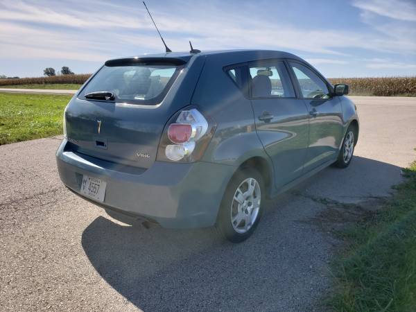 *** 2009 Pontiac Vibe 2.4 FWD *** VERY RARE COLOR !!! for sale in Deerfield, WI – photo 5
