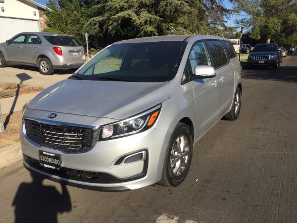 2020 Kia Sedona LX Silver - cars & trucks - by dealer - vehicle... for sale in North Hills, CA – photo 5