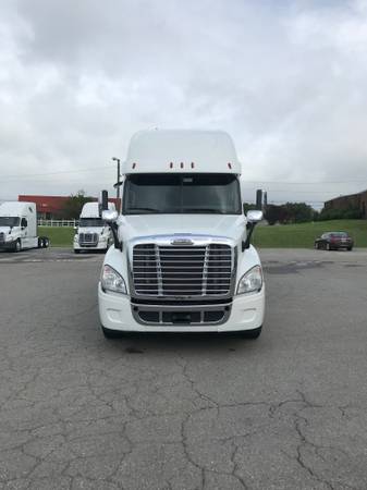 Freightliner Cascadia, Kenworth T680, Peterbilt 579 - Available Now! for sale in Lavergne, NC – photo 7