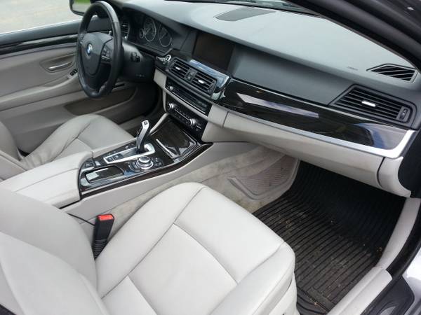 2013 BMW 528i xDrive Sedan AWD GREAT ON GAS Lthr Moon Only for sale in Lansing, MI – photo 21