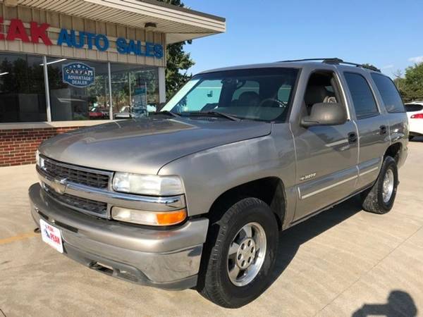 2000 *Chevrolet* *Tahoe* *LS* - cars & trucks - by dealer - vehicle... for sale in Medina, OH – photo 2