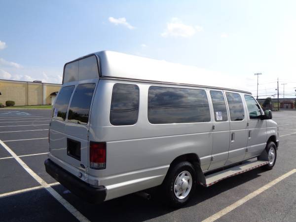 2008 FORD E-250 PASSENGER VAN! 1-OWNER, WHEEL CHAIR ACCESSIBLE!! for sale in PALMYRA, DE – photo 8
