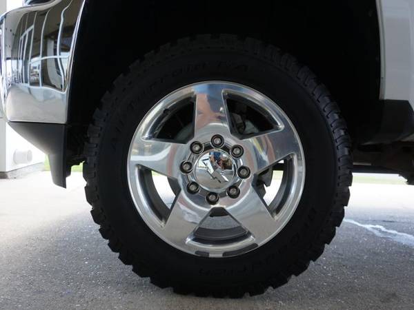 2015 Chevy Chevrolet Silverado 2500HD LTZ 4WD 153WB pickup Summit for sale in Baton Rouge , LA – photo 8