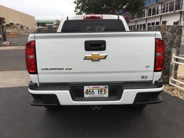 *4x4 CREW CAB!* 2020 Chevrolet Colorado 4WD LT - cars & trucks - by... for sale in Kihei, HI – photo 4