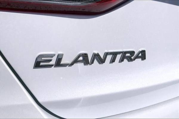 2017 Hyundai Elantra 4dr Sdn Auto SE Sedan - cars & trucks - by... for sale in Honolulu, HI – photo 7