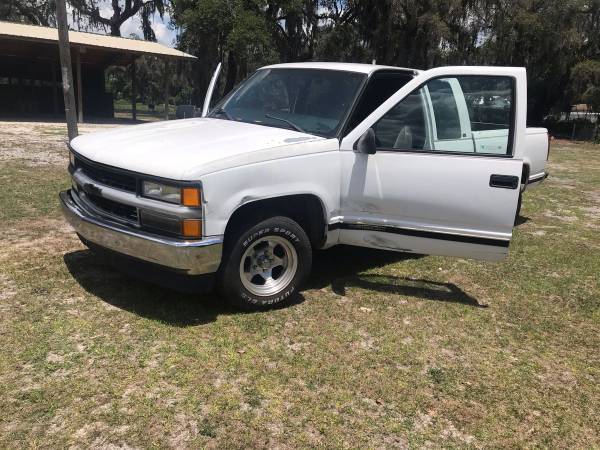 Work truck v8 pickup white for sale in North Fort Myers, FL – photo 10
