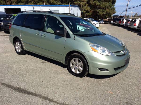 2008 Toyota Sienna LE! MUST SEE! - - by dealer for sale in Ashland, VA – photo 22