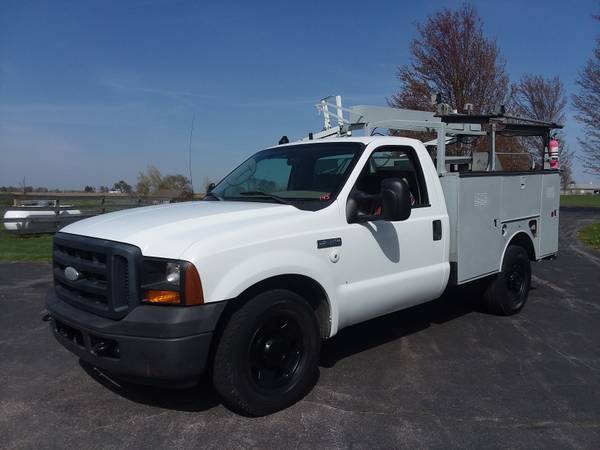 2006 Ford F350 XL Super Duty Automatic Towing SteelWeld Utility for sale in Gilberts, IN – photo 24