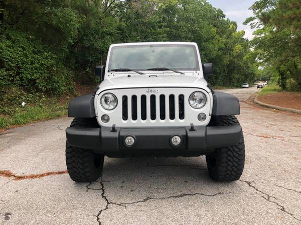 2018 Jeep Wrangler JK Unlimited Sport 4WD suv White for sale in Fayetteville, AR – photo 2