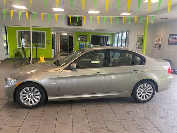 2009 BMW 328XI AWD only 100k Miles!!!! - cars & trucks - by dealer -... for sale in Fort Myers, FL – photo 3