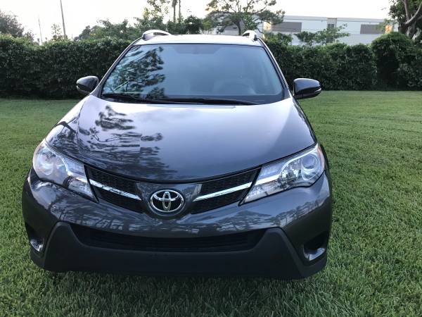 2015 Toyota RAV4 - cars & trucks - by owner - vehicle automotive sale for sale in Lake Worth, FL – photo 4