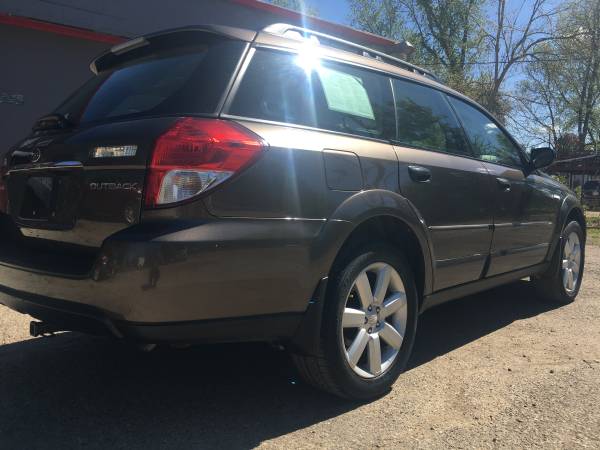 2008 Subaru Outback 5-SPD - - by dealer - vehicle for sale in Avalon, WI – photo 9