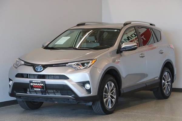 2018 Toyota RAV4 Hybrid XLE hatchback Silver - - by for sale in Nampa, ID – photo 9