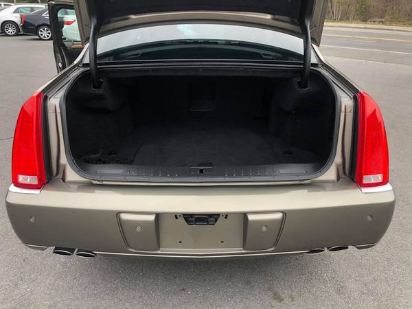 10 Cadillac DTS PLATINUM w/ONLY 80K! NAVI! 5YR/100K WARRANTY for sale in Methuen, NH – photo 19
