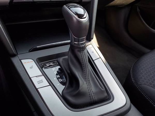 2017 Hyundai Elantra Value Edition 2 0L Auto (Alabama) - cars & for sale in Other, DE – photo 15