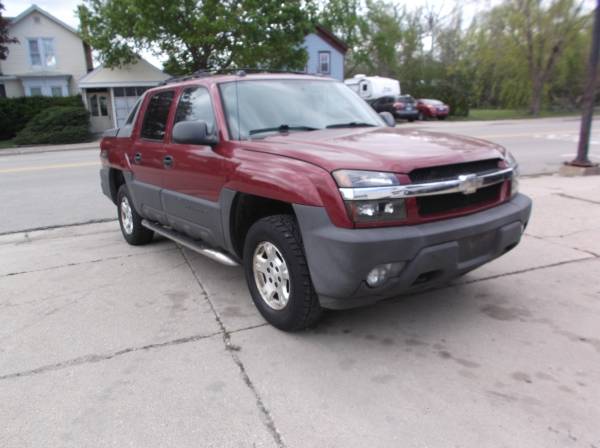 2005 Chevy Avalanche for sale in Genoa City, WI – photo 3