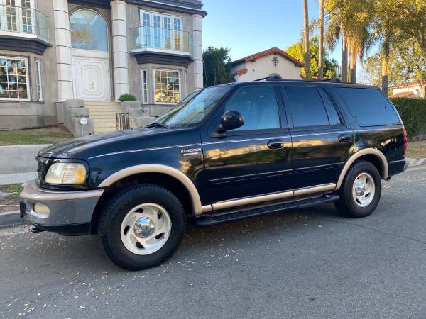 1999 ford expedition 4x4 - cars & trucks - by owner - vehicle... for sale in Beverly Hills, CA – photo 3