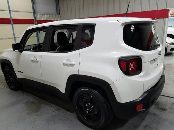 2016 Jeep Renegade Sport for sale in Durham, NC – photo 4