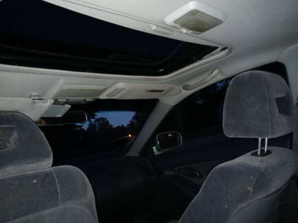2002 Honda accord ex beautiful silver moonroof super clean only 146k... for sale in Acworth, AL – photo 8