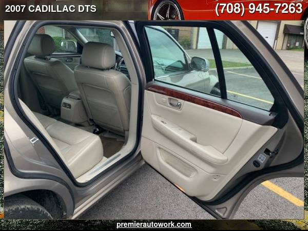 2007 CADILLAC DTS - cars & trucks - by dealer - vehicle automotive... for sale in Alsip, IL – photo 7