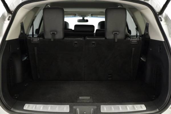 SLEEK Silver QX60 *2016 Infiniti AWD SUV* SUNROOF - CAMERA* 7 Seats... for sale in Clinton, MO – photo 3