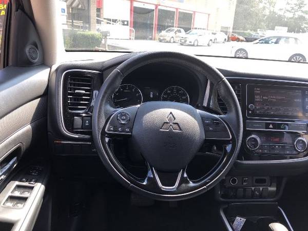 2019 Mitsubishi Outlander - - cars & trucks - by dealer - vehicle... for sale in south amboy, NJ – photo 13