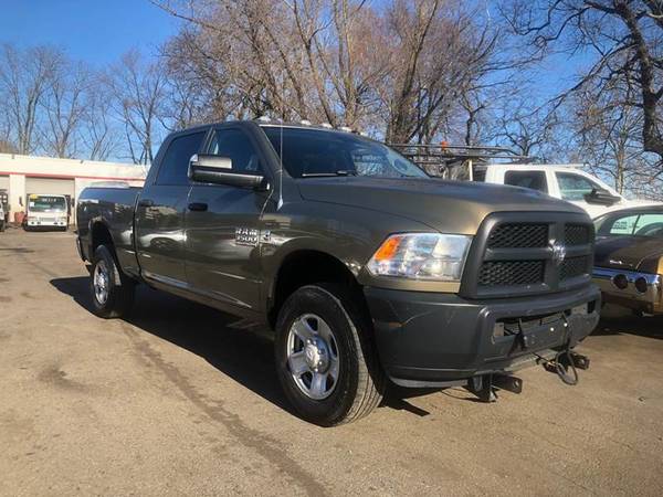 2013 Ram 3500 SLT 4dr 4wd Crew cab SB diesel Manual TRANS for sale in South Amboy, PA – photo 3