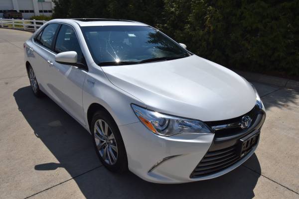 2017 TOYOTA CAMRY Hybrid XLE P870 - - by dealer for sale in Morton, IL – photo 2