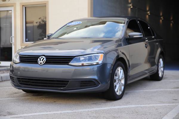 2012 Volkswagen Jetta SE - - by dealer - vehicle for sale in West Palm Beach, FL – photo 3