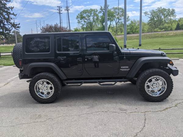 2013 JEEP WRANGLER UNLIMITED SPORT - - by dealer for sale in Merriam, MO – photo 8