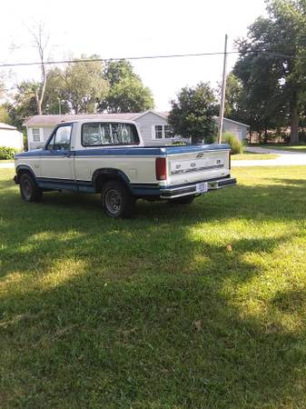 1982 Ford Short bed XLT Lariat for sale in Greens Fork, IN – photo 3