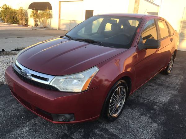 2010 FORD FOCUS ONE OWNER - cars & trucks - by owner - vehicle... for sale in Cape Coral, FL – photo 3