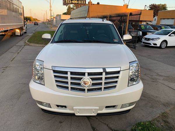 2009 Cadillac Escalade Base AWD 4dr SUV w/V8 Ultra Luxury Collection... for sale in Detroit, MI – photo 5