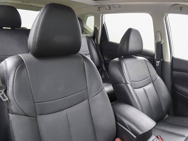 2015 Nissan Rogue SL Sport Utility 4D hatchback WHITE - FINANCE ONLINE for sale in Atlanta, CA – photo 5