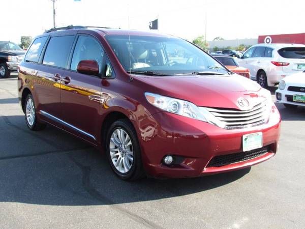 2012 Toyota Sienna 5dr 7-Pass Van V6 XLE AAS FWD for sale in ST Cloud, MN – photo 3