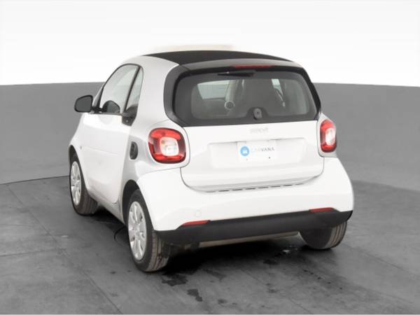 2017 smart fortwo Pure Hatchback Coupe 2D coupe White - FINANCE... for sale in Atlanta, AZ – photo 8