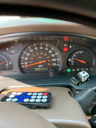 Strong 2001 Toyota Tundra - cars & trucks - by owner - vehicle... for sale in Mountain View, CA – photo 5