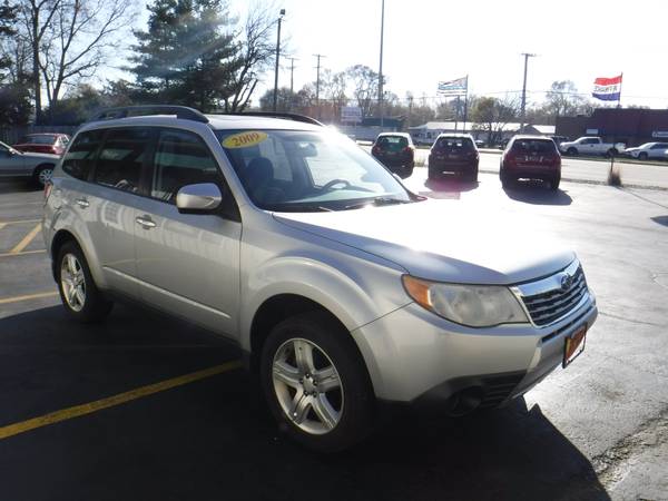 2009 SUBARU FORESTER AWD SAFE 5 STAR RATING 850.00 DOWN FREE TV -... for sale in Machesney Park, IL – photo 5