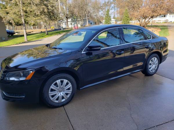 Volkswagen Passat 2013 - cars & trucks - by owner - vehicle... for sale in Onalaska, WI – photo 3