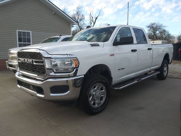 2019 Ram 2500 Crew Cab - Financing Available! - cars & trucks - by... for sale in Wichita, KS – photo 3