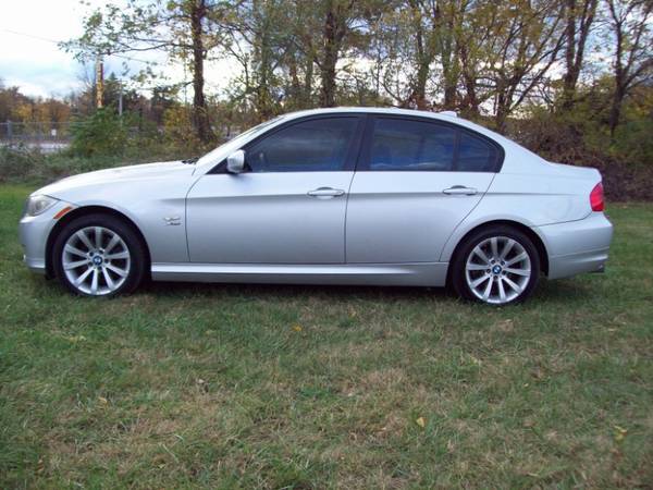 2011 BMW 3-Series 328i xDrive SA - cars & trucks - by dealer -... for sale in Springdale, AR – photo 19