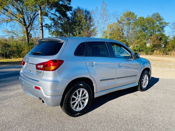 2011 Mitsubishi Outlander - cars & trucks - by owner - vehicle... for sale in Fayetteville, NC – photo 3