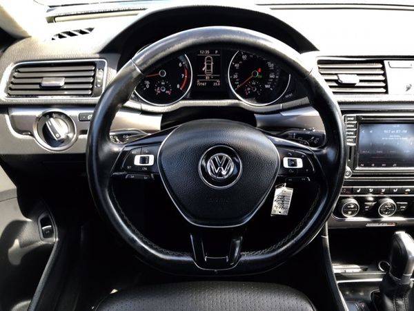 2017 Volkswagen Passat 1.8T R-Line for sale in PUYALLUP, WA – photo 9
