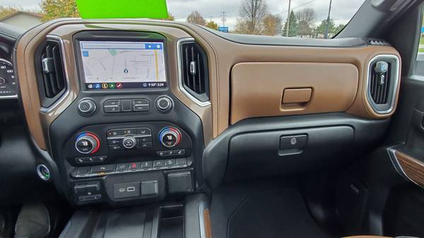 2020 Chevy Silverado 2500HD High Country 4x4 Crew w/ 19k Miles -... for sale in Green Bay, WI – photo 18