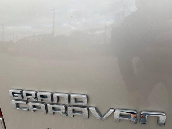 2015 DODGE GRAND CARAVAN SE - - by dealer - vehicle for sale in Milford, IN – photo 24